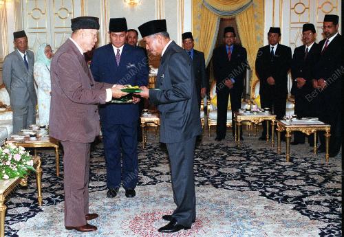 KL12-23_10_2000_AGONG_M_14012016