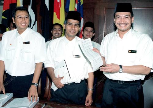 KL12-25_05_2000_EXCO_PEMUDA_07012016