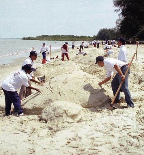 KL12-28_07_2001_ARCA_PASIR_28012016