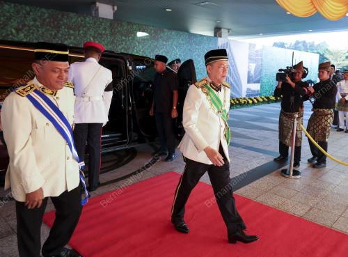 DATUK SERI FADILLAH YUSOF