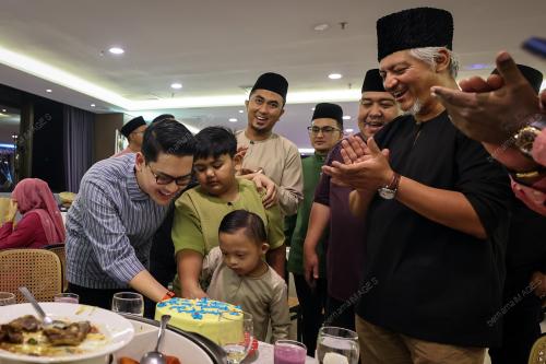 KL121_12032026_BERBUKA_SAM