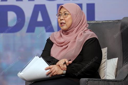 SENATOR FUZIAH SALLEH