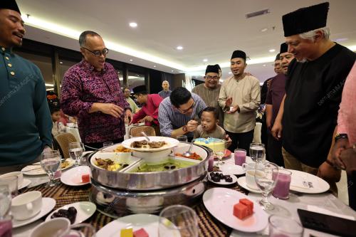 KL122_12032026_BERBUKA_SAM