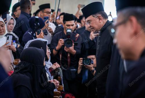 DATUK SERI ANWAR IBRAHIM
