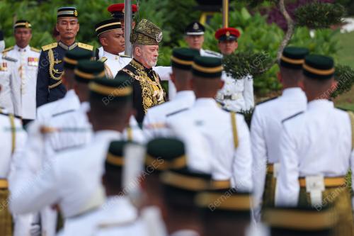 ISTIADAT PERTABALAN YANG DI-PERTUAN AGONG KE-17