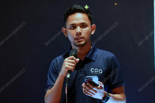 ROSHANIZAM ROSLAN