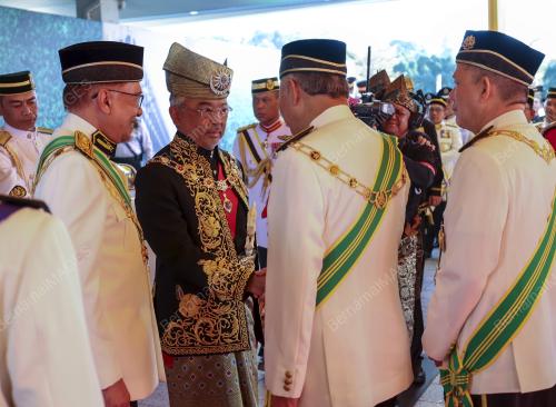 AL-SULTAN ABDULLAH RI'AYATUDDIN AL-MUSTAFA BILLAH SHAH