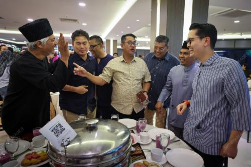 KL123_12032026_BERBUKA_SAM