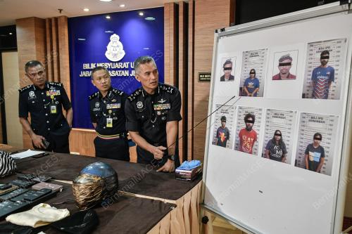DATUK SERI MOHD SHUHAILY MOHD ZAIN