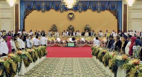 KL124_24042017_SANTAPAN_DIRAJA