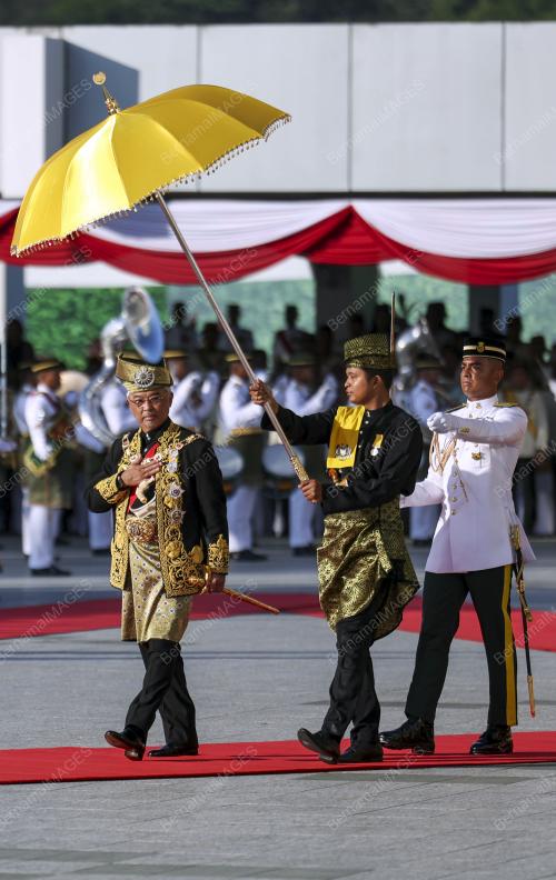 AL-SULTAN ABDULLAH RI'AYATUDDIN AL-MUSTAFA BILLAH SHAH
