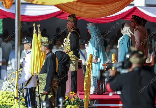 AL-SULTAN ABDULLAH RI'AYATUDDIN AL-MUSTAFA BILLAH SHAH