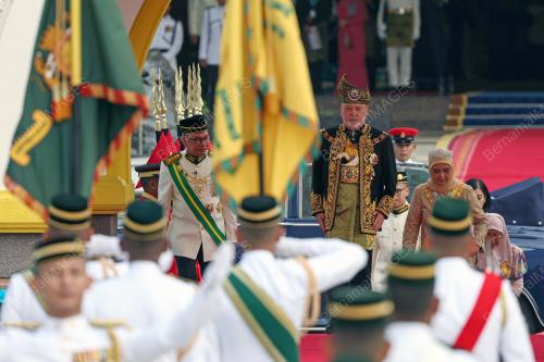 ISTIADAT PERTABALAN YANG DI-PERTUAN AGONG KE-17