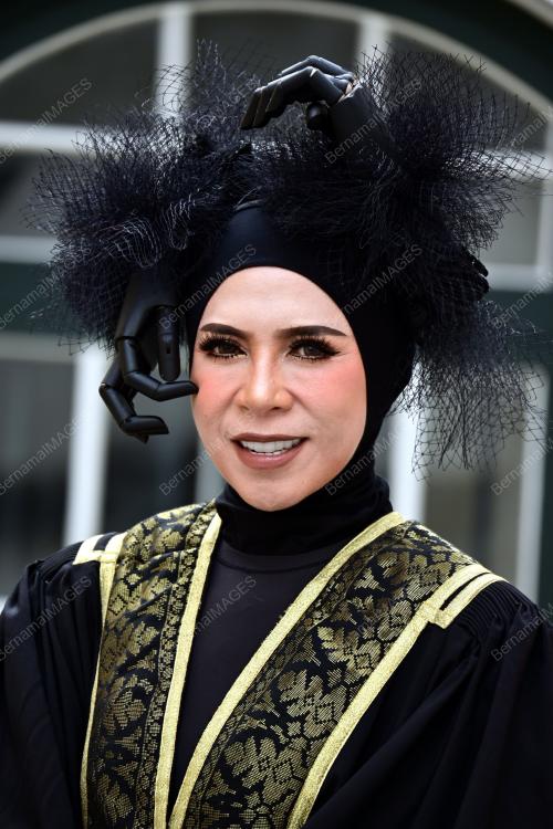 MELLY GOESLAW