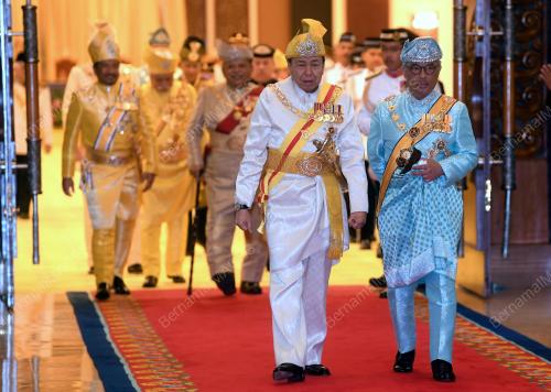 KL128_31012019_AGONG_BN201901289402