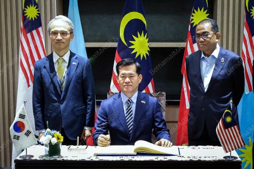 DATUK SERI MOHAMED KHALED NORDIN