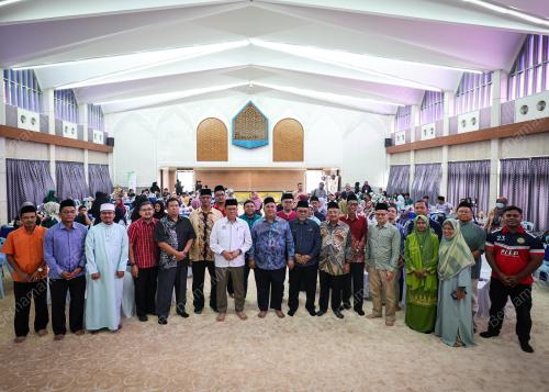 DATUK AZMAN ABIDIN