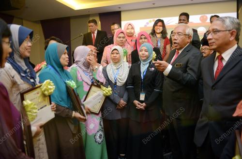 KL12_01032016_SEKOLAH_ANGKAT