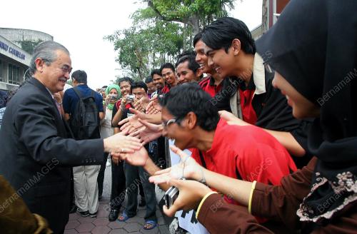 ABDULLAH AHMAD BADAWI