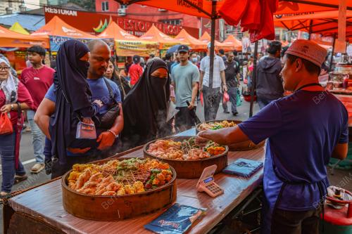 BAZAR RAMADAN HARI PERTAMA