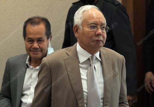DATUK SERI NAJIB TUN RAZAK