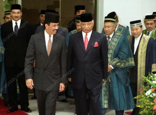 SULTAN HASSANAL BOLKIAH/SULTAN AHMAD SHAH