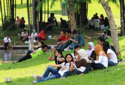 WARGA KOTA BERIADAH