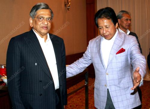 DATUK SERI ANIFAH AMAN