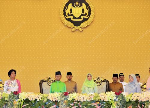 KL12_03062015_AGONG