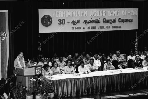 DR. MAHATHIR BIN MOHAMAD