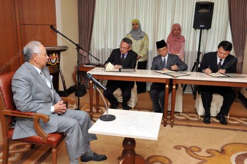 KL12_03102013_SETIAUSAHA