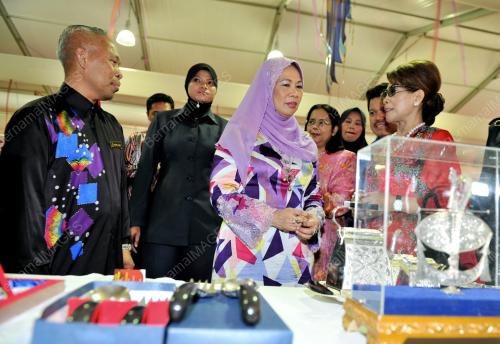 KL12_04032013_PERMAISURI_HKK