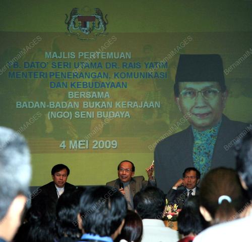 DR RAIS YATIM