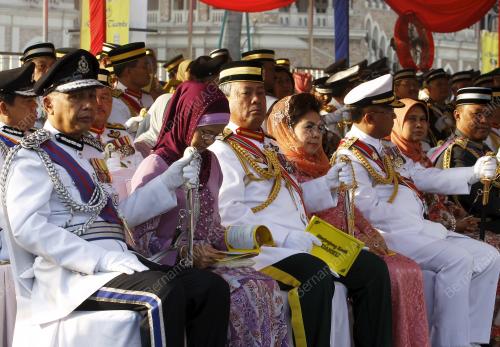 HARI KEPUTERAAN AGONG