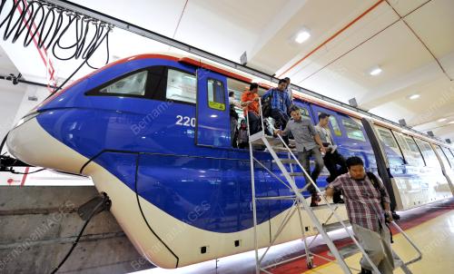 KL12_04072015_TREN_BARU