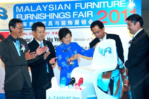 DATUK SERI DR NG YEN YEN