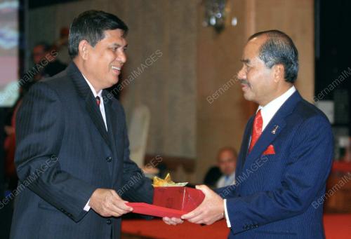 KL12_05012011_KHIDMAT_BAKTI