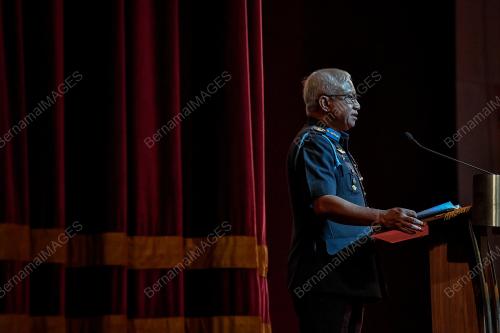 JEN TAN SRI AFFENDI BUANG