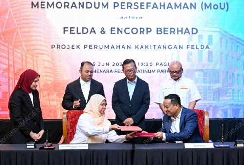 DATUK SERI AHMAD SHABERY CHEEK