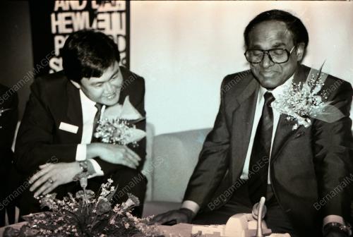 DATUK SERI SAMY VELLU