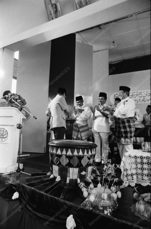 UMNO