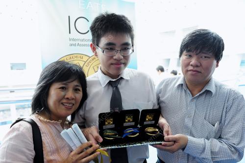 ICAS 2011