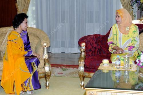 TUANKU NUR ZAHIRAH
