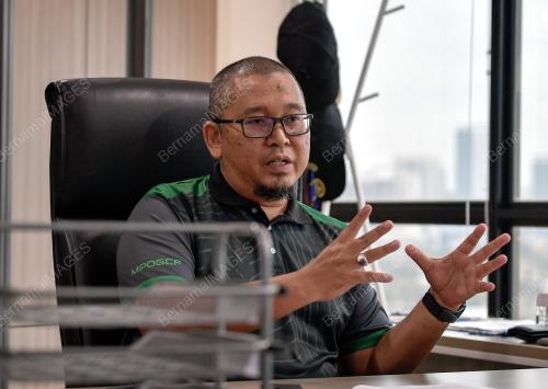 HAIRULAZIM MAHMUD
