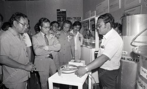 MAHATHIR MOHAMAD