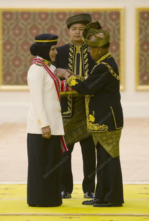 KL12_06062015_AGONG