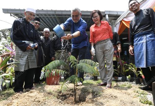 KL12_06102018_KHALID_BN201810050084