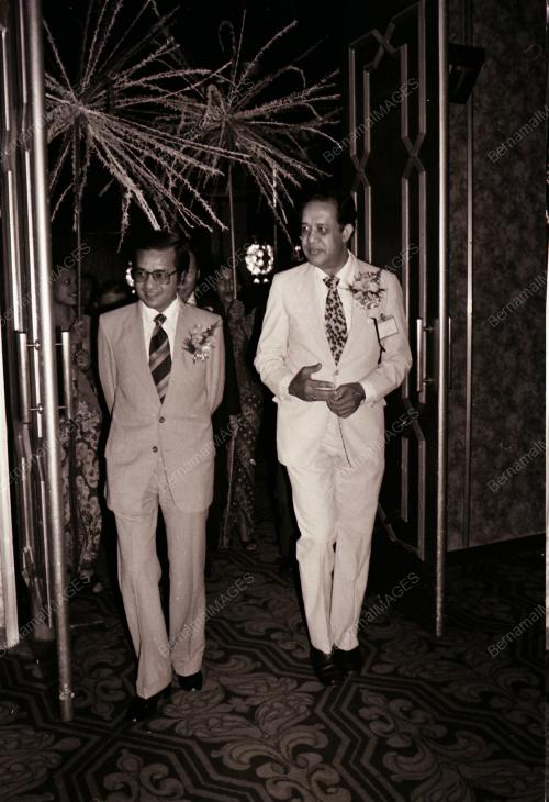 DATUK SERI DR. MAHATHIR BIN MOHAMAD