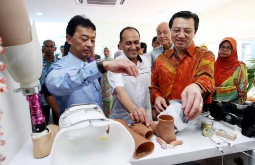 TENGKU ABDULLAH