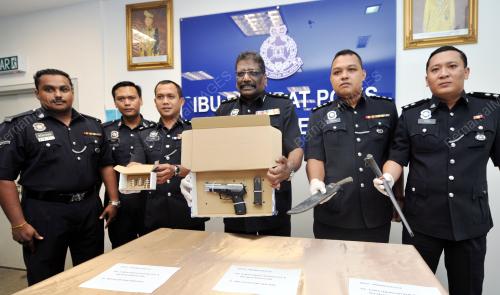 KL12_06122016_POLIS
